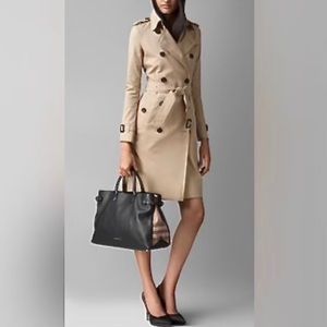 Authentic Burberry Tote Extra Large